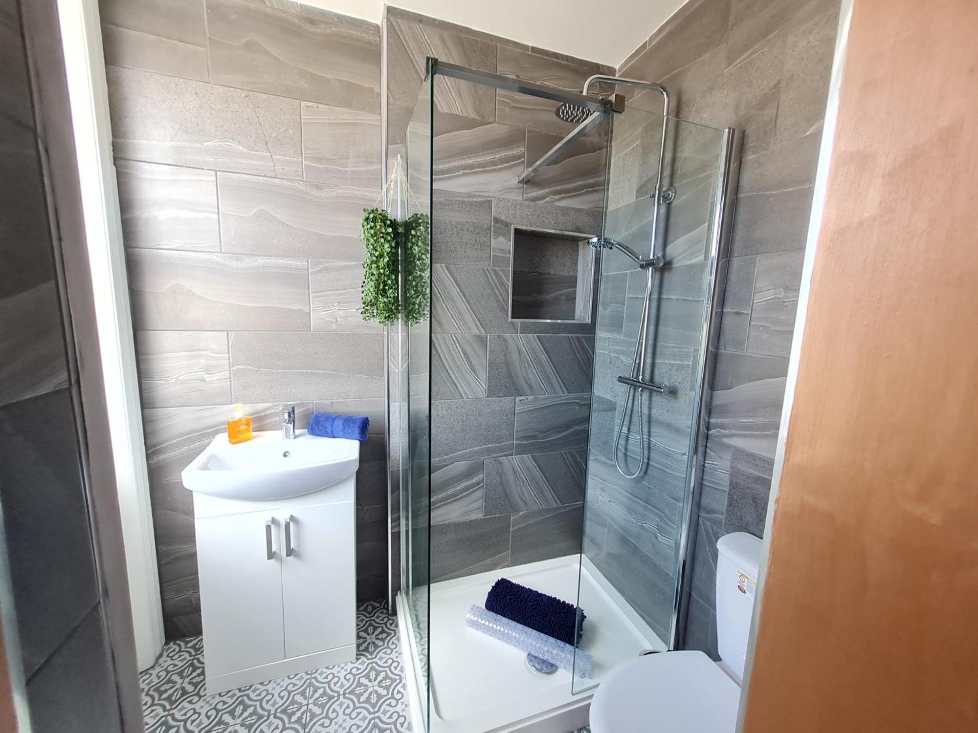 Lemur Lodge - Boutique Apartments - Short Stroll To The Beach Bournemouth Eksteriør billede