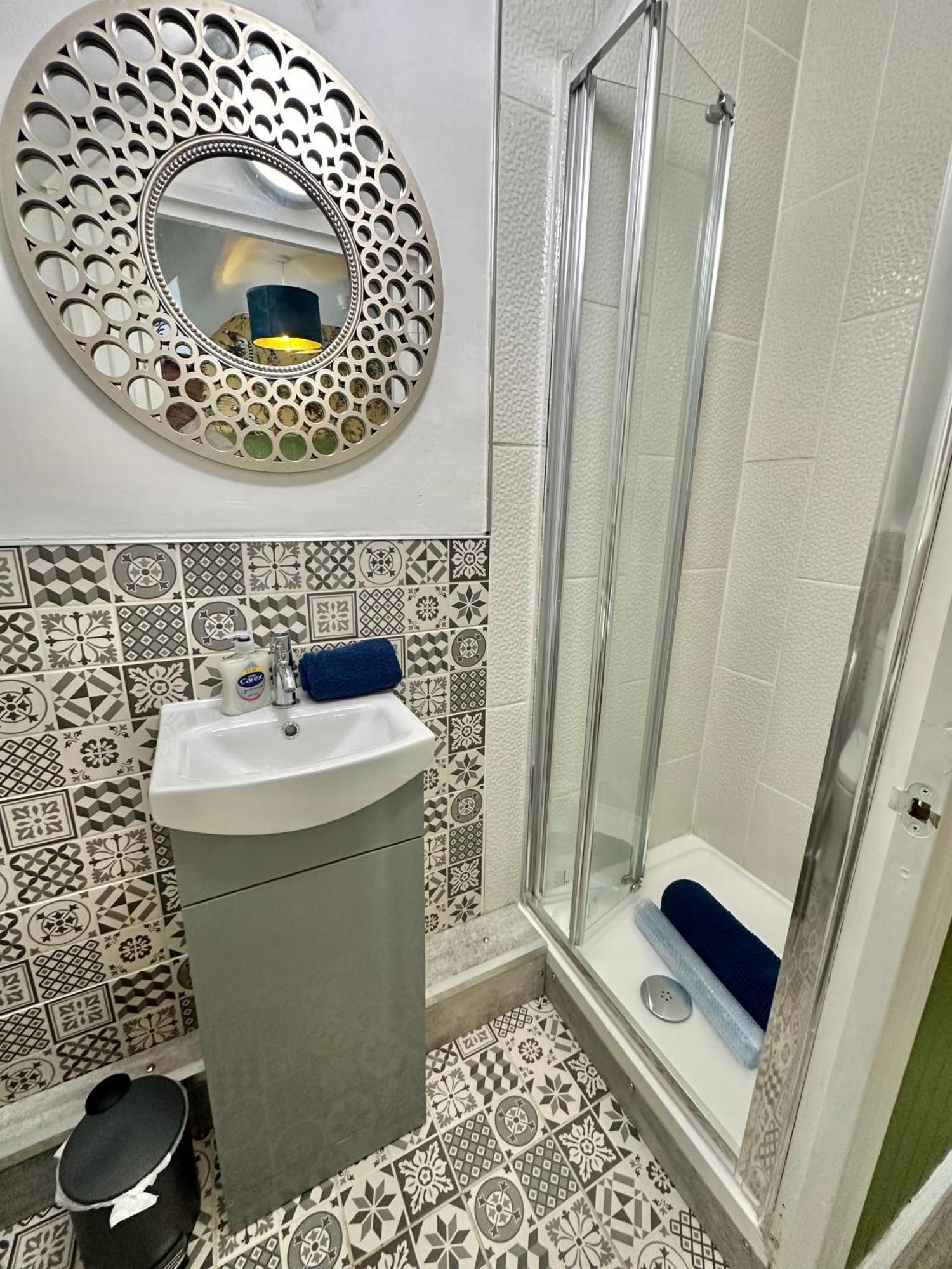 Lemur Lodge - Boutique Apartments - Short Stroll To The Beach Bournemouth Eksteriør billede