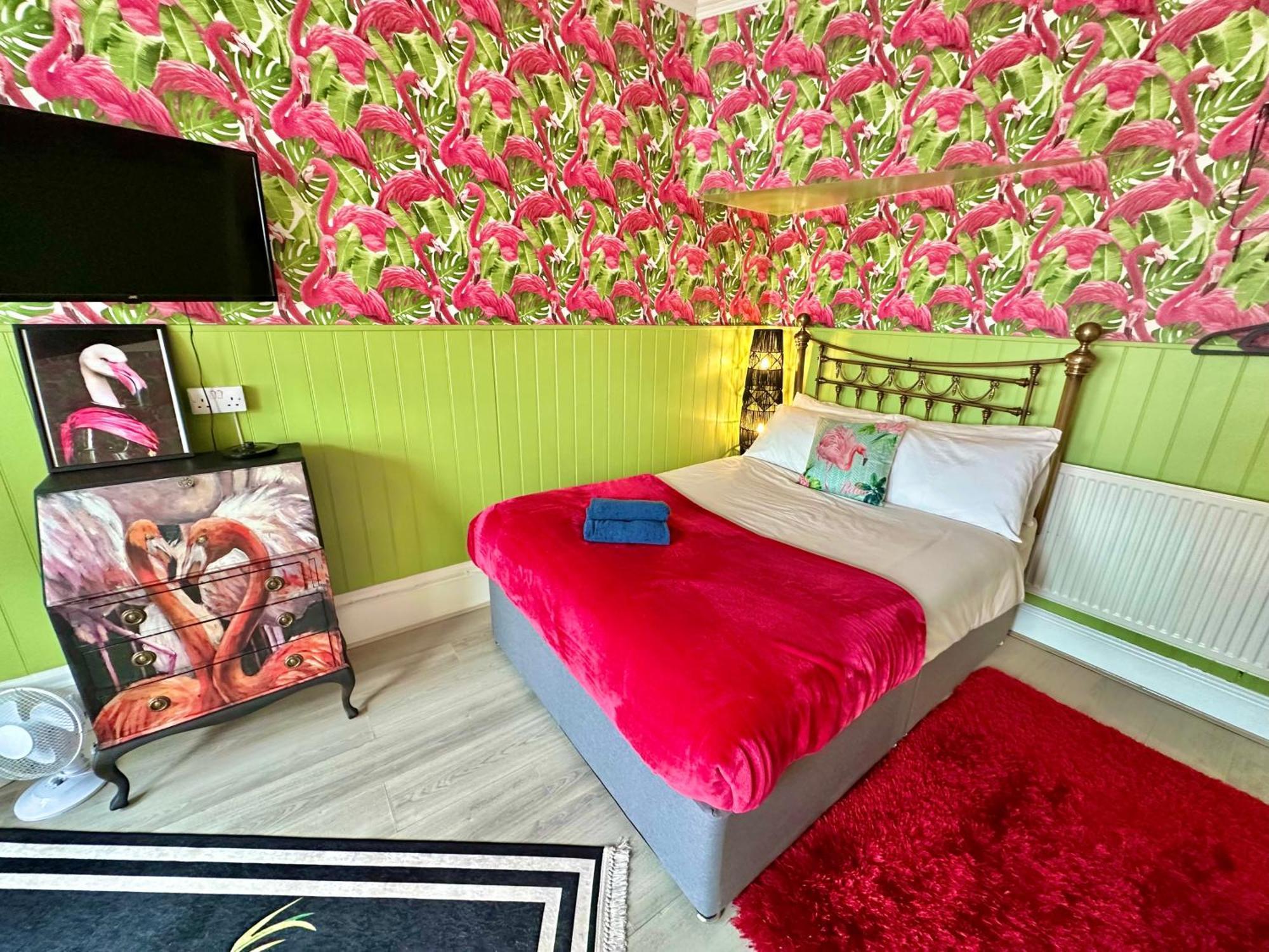 Lemur Lodge - Boutique Apartments - Short Stroll To The Beach Bournemouth Eksteriør billede