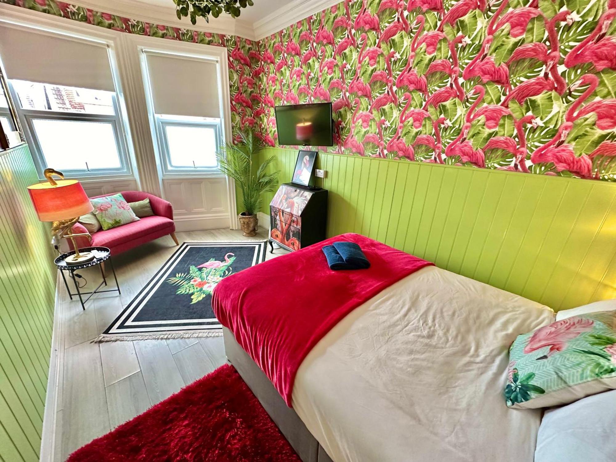 Lemur Lodge - Boutique Apartments - Short Stroll To The Beach Bournemouth Eksteriør billede