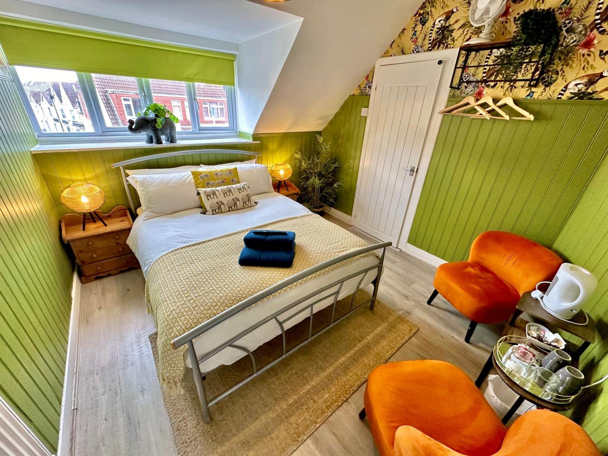 Lemur Lodge - Boutique Apartments - Short Stroll To The Beach Bournemouth Eksteriør billede